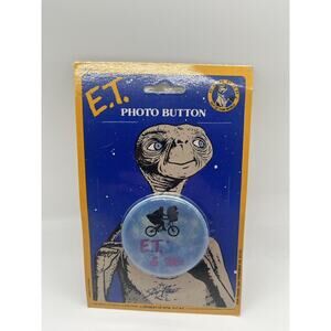 E.T. Photo Button 1982 Movie Universal Studios Pinback Button Star Power NEW